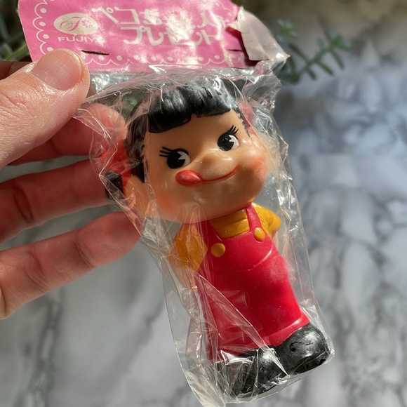 Vintage Peko-chan sofubi squeaker figure. ASIS - Picture 3 of 5